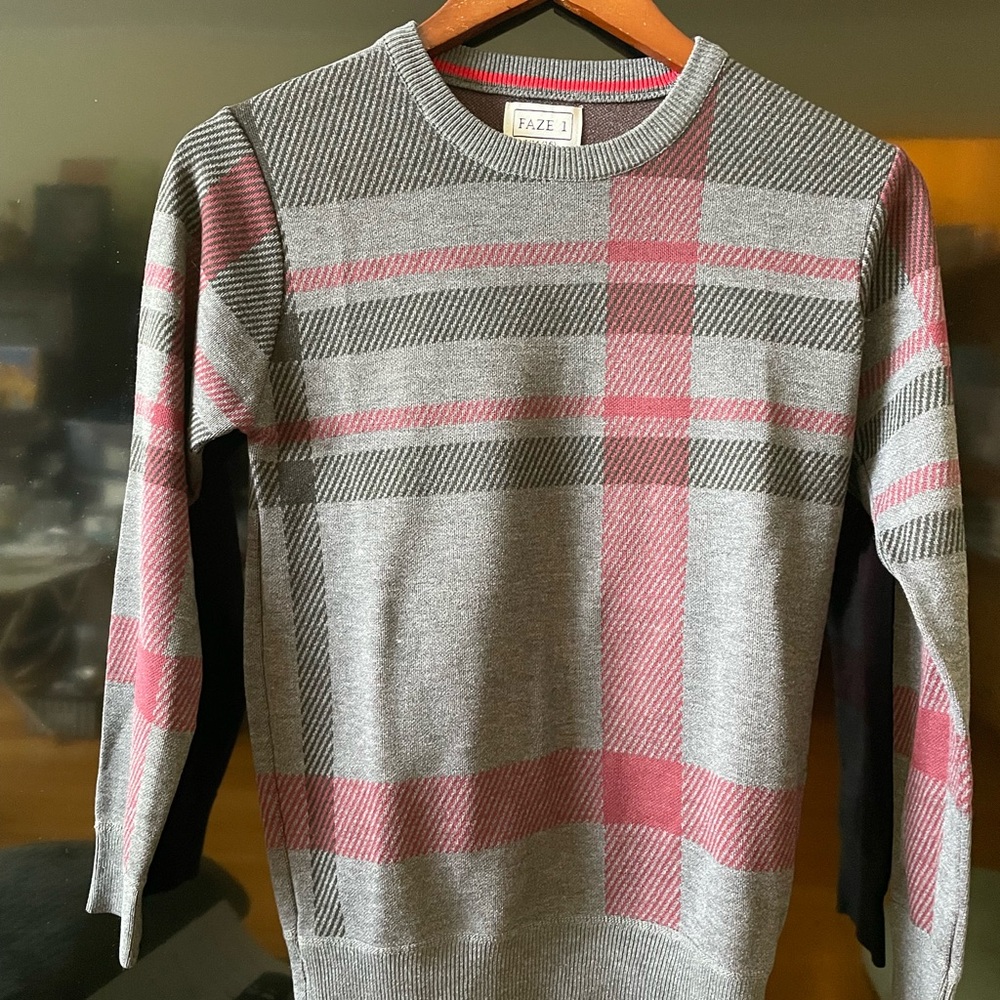 Gray and Pink Men's Sweater